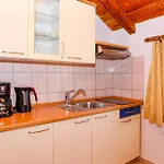 With Parking Space Jezera, Murter - 5121 Apartamento