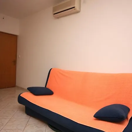 Apartman With Parking Space Jezera, Murter - 5121