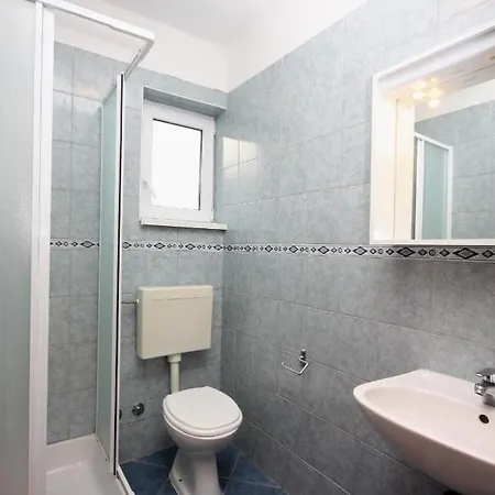 Apartman With Parking Space Jezera, Murter - 5121 *