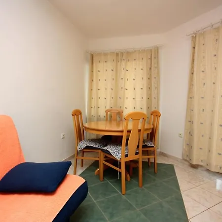 Apartament With Parking Space Jezera, Murter - 5121 *