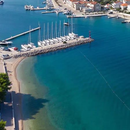 Apartament With Parking Space Jezera, Murter - 5121 *