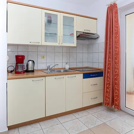Apartment With A Parking Space Jezera, Murter - 5121 Jezera