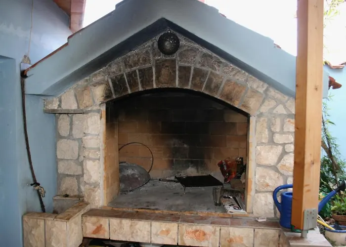 Апартаменты With Parking Space Jezera, Murter - 5121 Езера