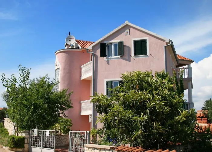 Appartamento With Parking Space Jezera, Murter - 5121