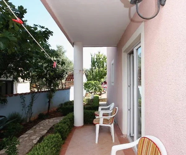 With Parking Space Jezera, Murter - 5121