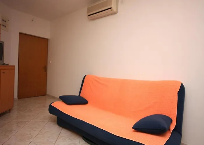 Апартаменты With Parking Space Jezera, Murter - 5121