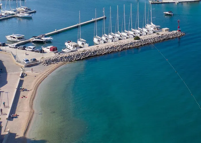 Апартаменты With Parking Space Jezera, Murter - 5121